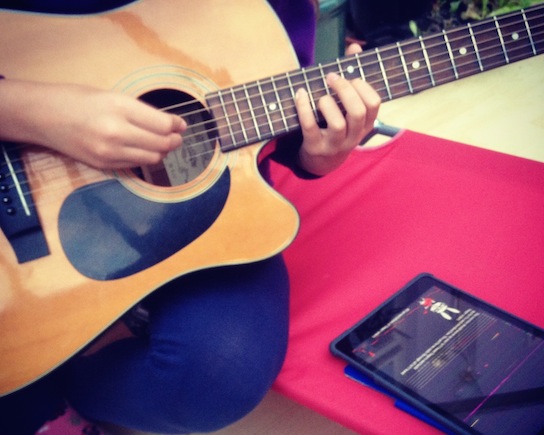 Playing Guitar Rabbit with an acoustic guitar through the iPad's built-in mic